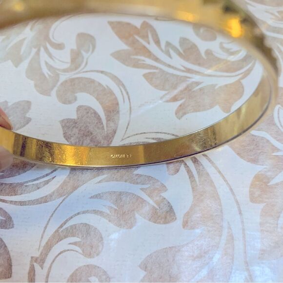 Vintage Monet Bangle Bracelet 7” Gold Tone Gorgeous - Picture 4 of 4